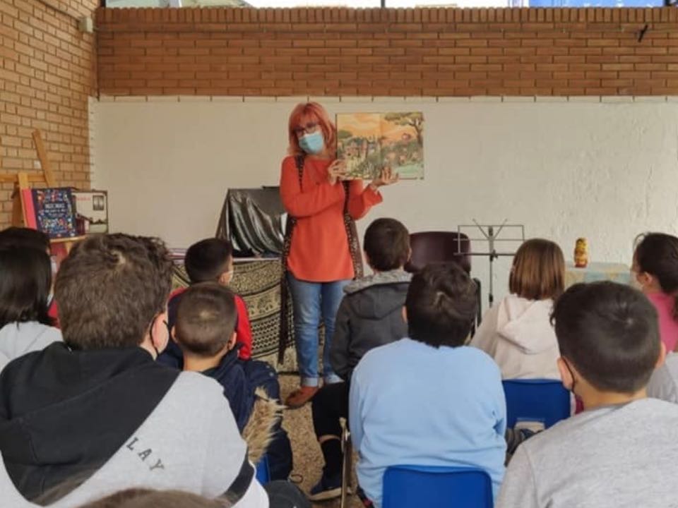 Pequeña Escena narración oral y teatro